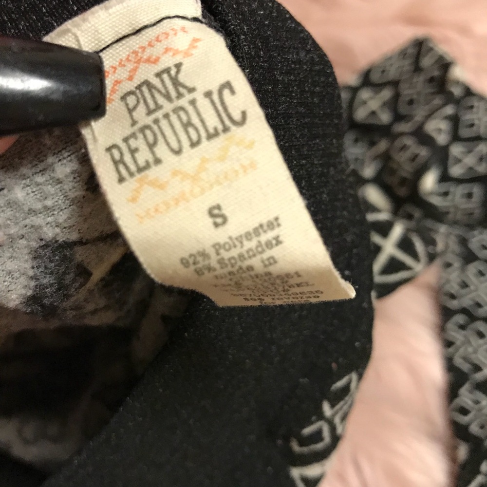 Stretchy high waisted patterned leggings